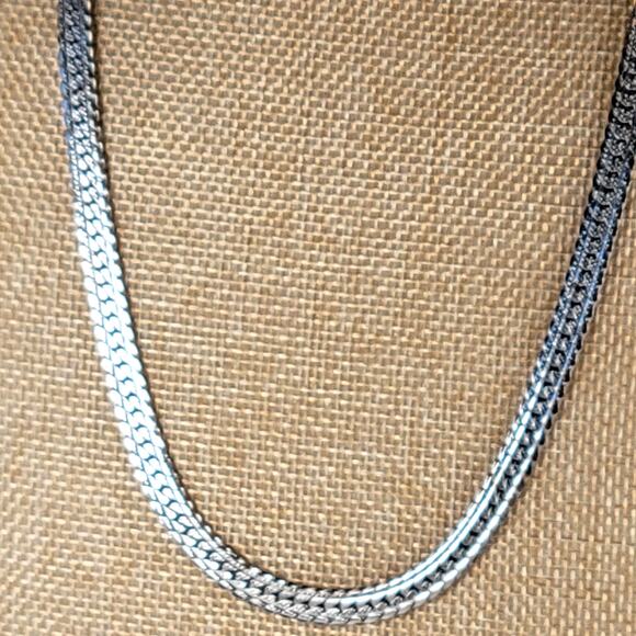 Silver Tone Herringbone Chain Necklace 23" Lobster Clasp Unisex Fashion - Picture 1 of 7